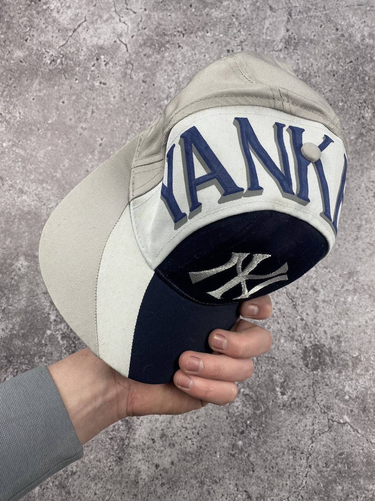 New York Yankees 1990’s Vintage NY Yankees Swirl Embroidered Snapback Hat Size ONE SIZE - 5 Thumbnail