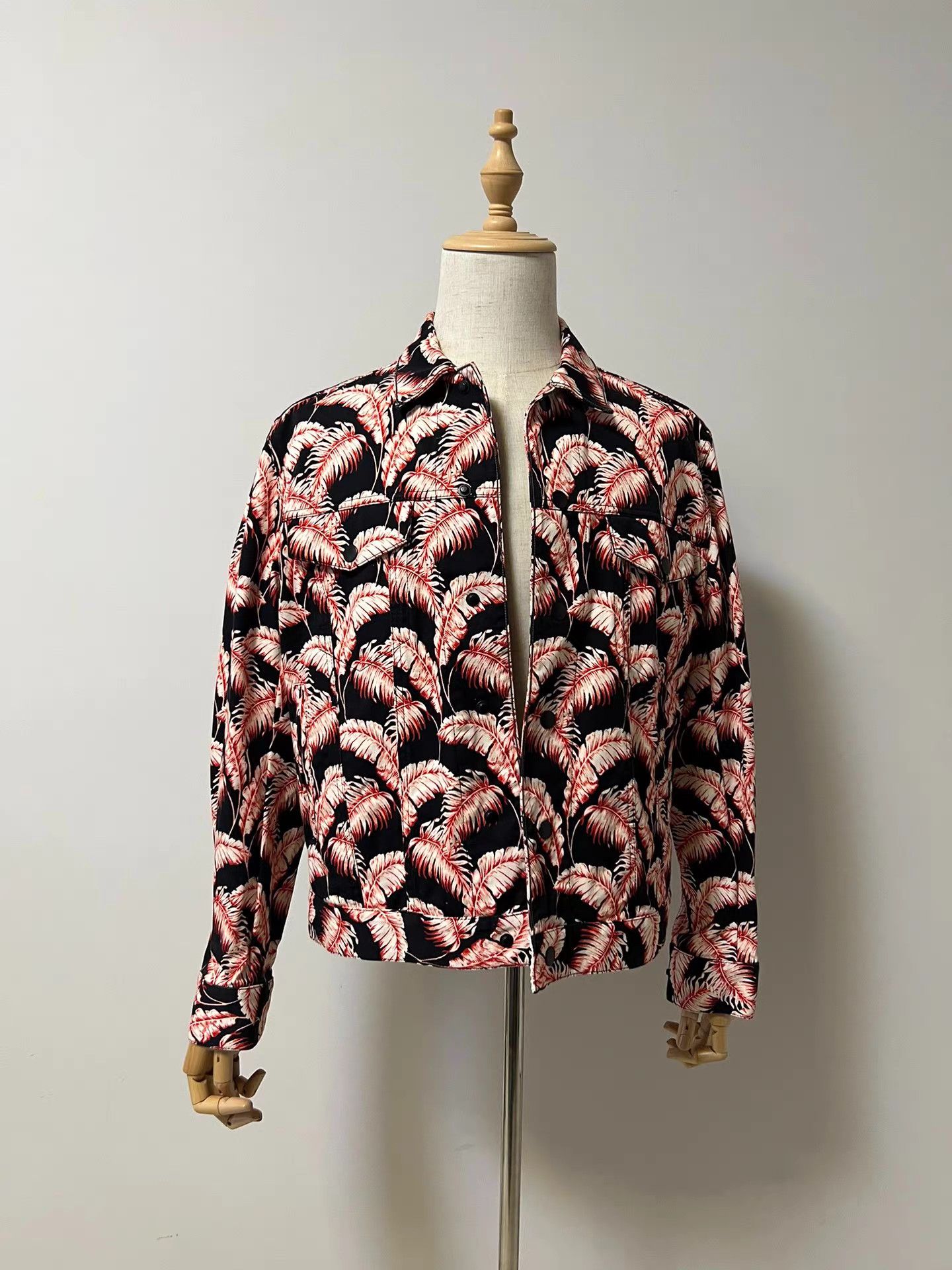 Marc Jacobs Marc Jacobs Flamingo Print Denim Jacket K9 Size US M / EU 48-50 / 2 - 1 Thumbnail