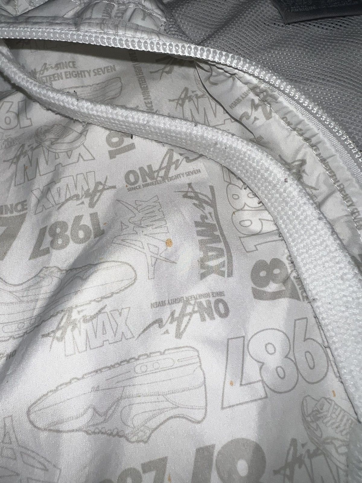 Nike × Vintage Nike 00’s Vintage Y2K TrackJacket Windbreaker Swoosh Logo Size US M / EU 48-50 / 2 - 17 Thumbnail