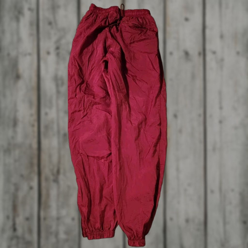 Nike VINTAGE Nike Team Sports Track Pants Men M Red Nylon Polyester Zip Leg Wind Pants 70s 80s Retro Sports Mens Size US 31 - 1 Thumbnail