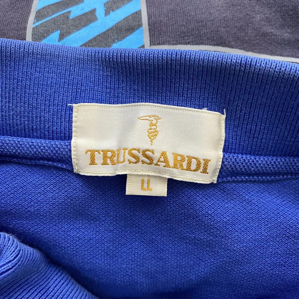 Trussardi Vintage TRUSSARDI ITALY Embossed Logo Polo Tee Shirt Top Size L / US 10 / IT 46 - 4 Thumbnail