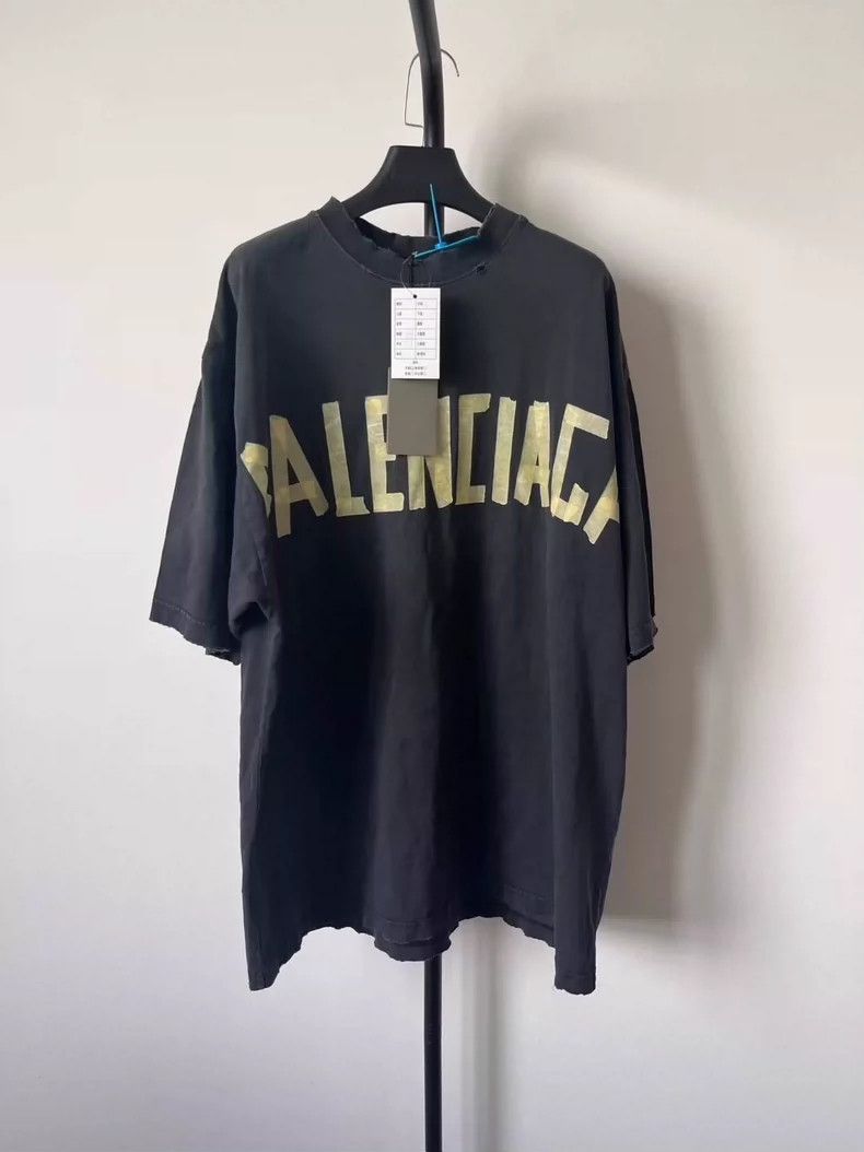 Balenciaga Balenciaga Tape Letter Logo Printed Jersey Crew Neck Loose Size US L / EU 52-54 / 3 - 1 Thumbnail