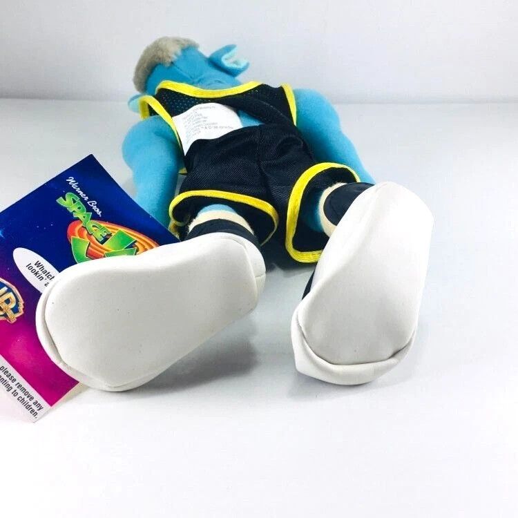 Vintage Vintage 1996 Space Jam Blanko Plush Monstars Jordan Size ONE SIZE - 3 Thumbnail