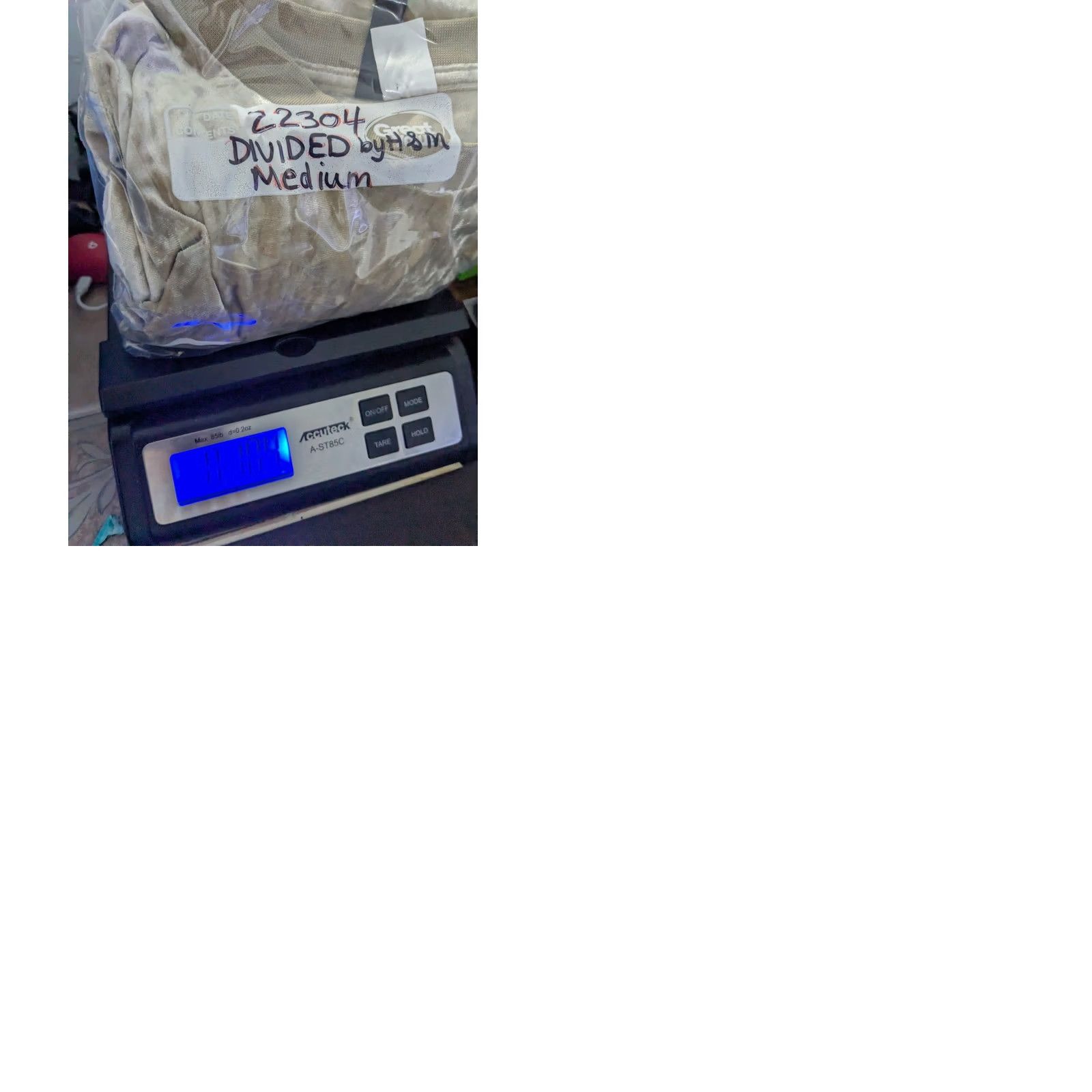 H&M DIVIDED by H&M CHICAGO GOLD CRUSHED VELVET - Women Medium T-Shirt Dress EUC Size M / US 6-8 / IT 42-44 - 9 Thumbnail
