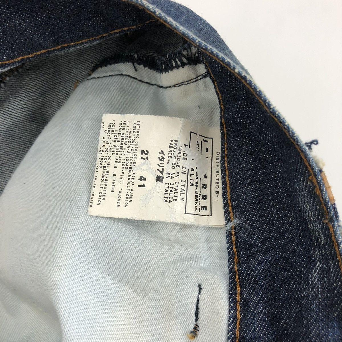 Versace × Vintage Vintage Versace Medusa Faded Blue Flared Jeans Size US 32 / EU 48 - 11 Thumbnail