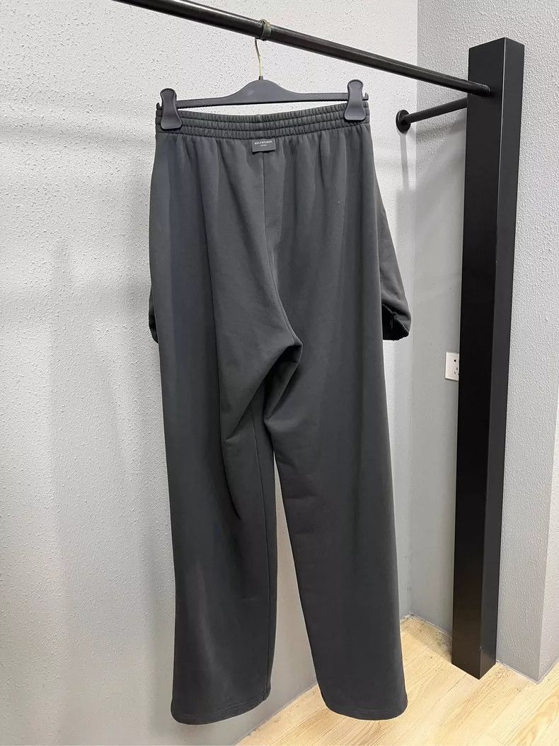 Balenciaga Balenciaga Balenciaga Logo Reversible Sweatpants in Black Size US 30 / EU 46 - 2 Thumbnail