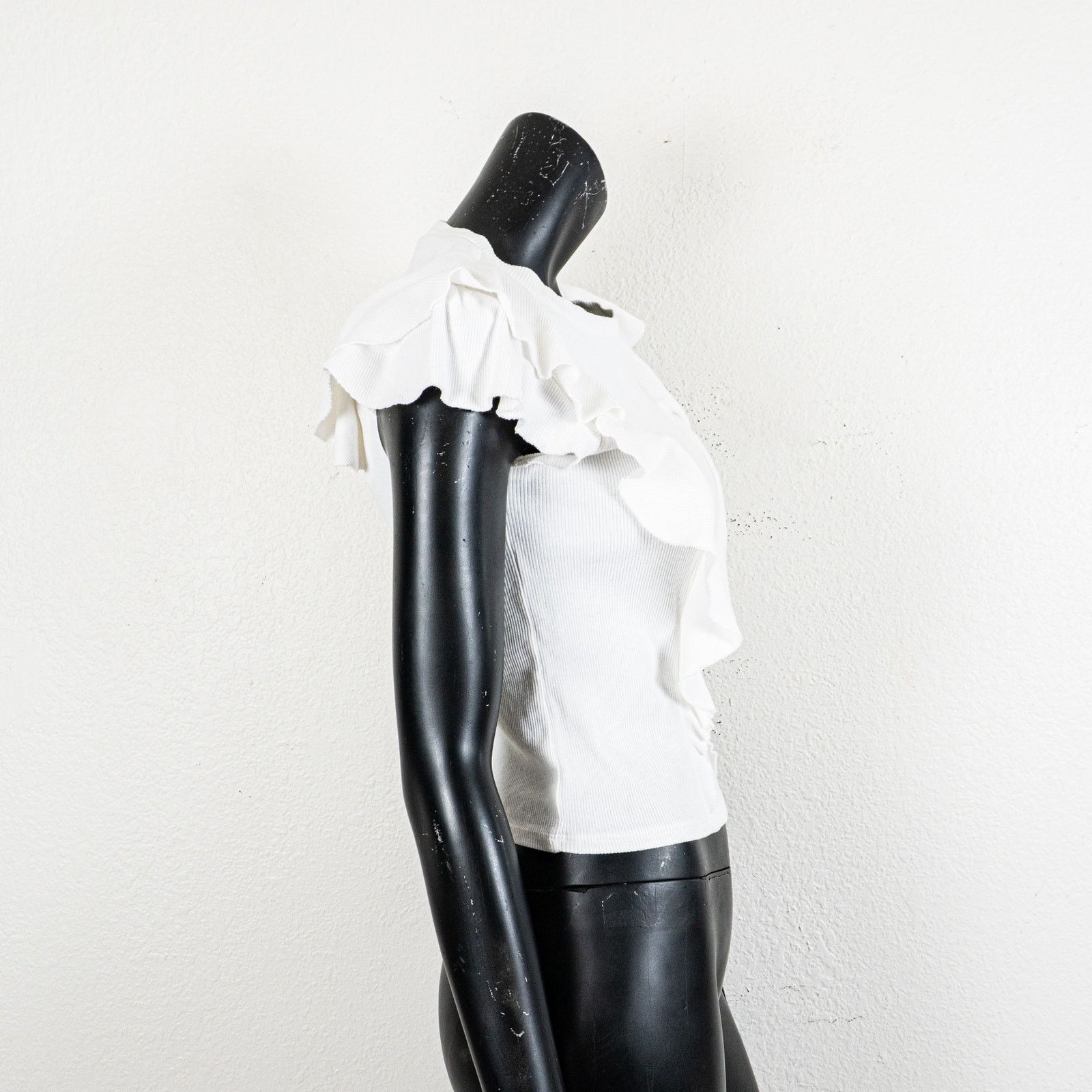 Veronica Beard Veronica Beard Bea Short Sleeve Ruffle Tee in White Small Size S / US 4 / IT 40 - 6 Thumbnail