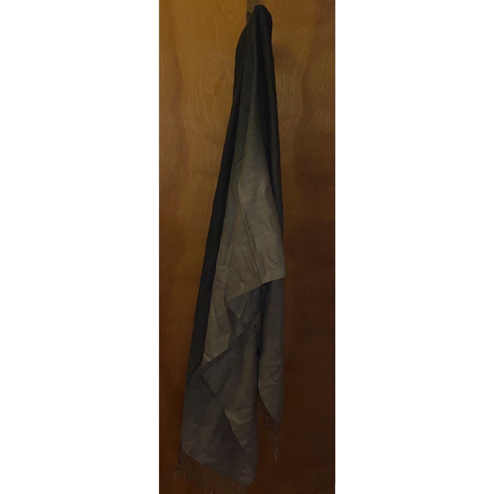 Vintage S. B. Y Women's Pashmina Scarf Black to Gray Ombré 68x26 Winter Fall Spring Summer Size ONE SIZE - 3 Thumbnail
