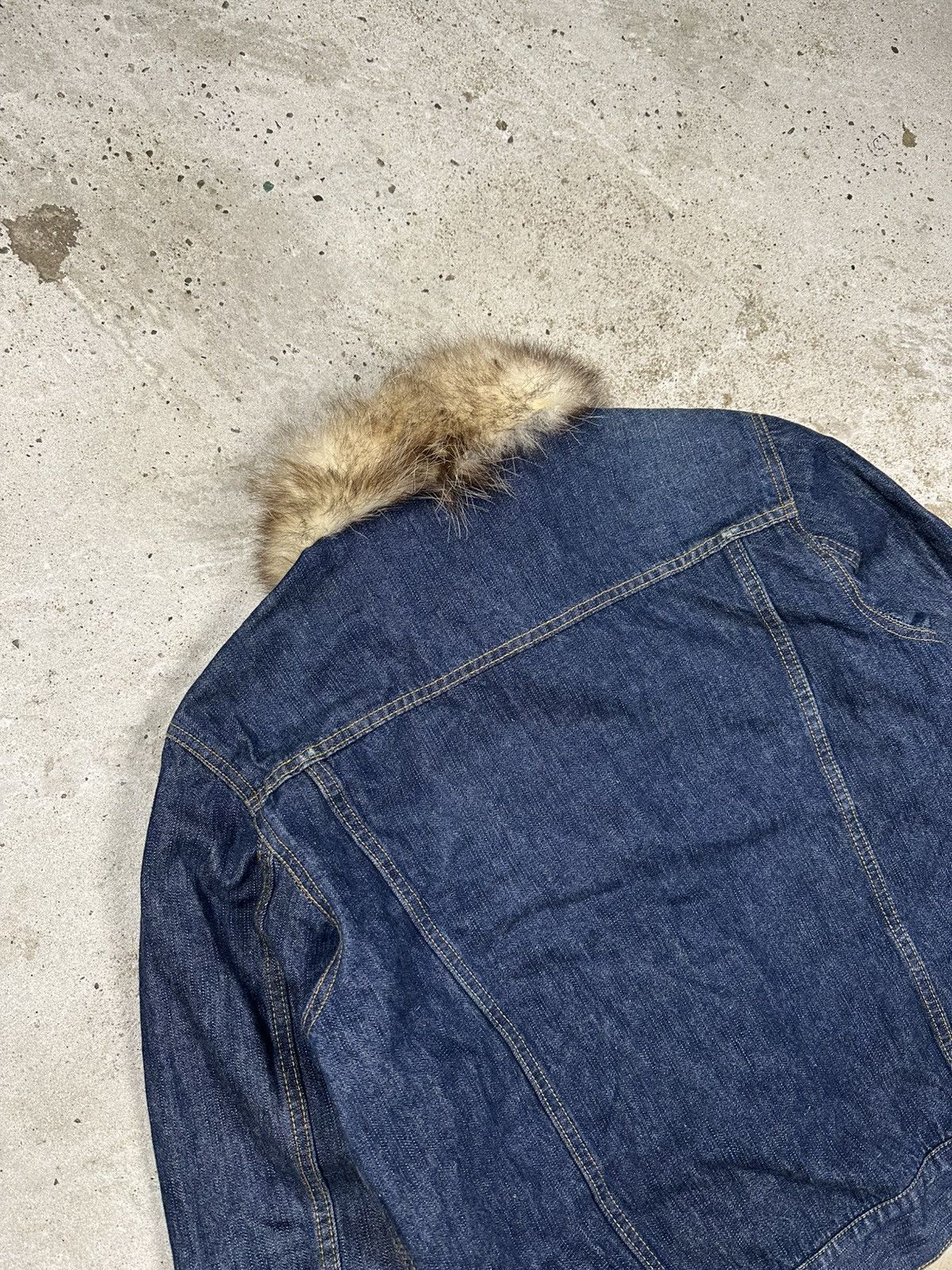 If Six Was Nine Vintage Y2K Real Fur Denim Trucker Jacket Jeans Archive Trim Size US M / EU 48-50 / 2 - 16 Thumbnail
