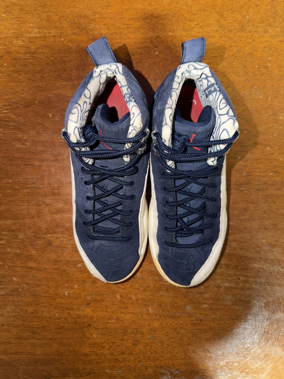 Nike Air Jordan 12 Retro GS International Flight size 5Y Size US 5 / EU 37 - 3 Thumbnail