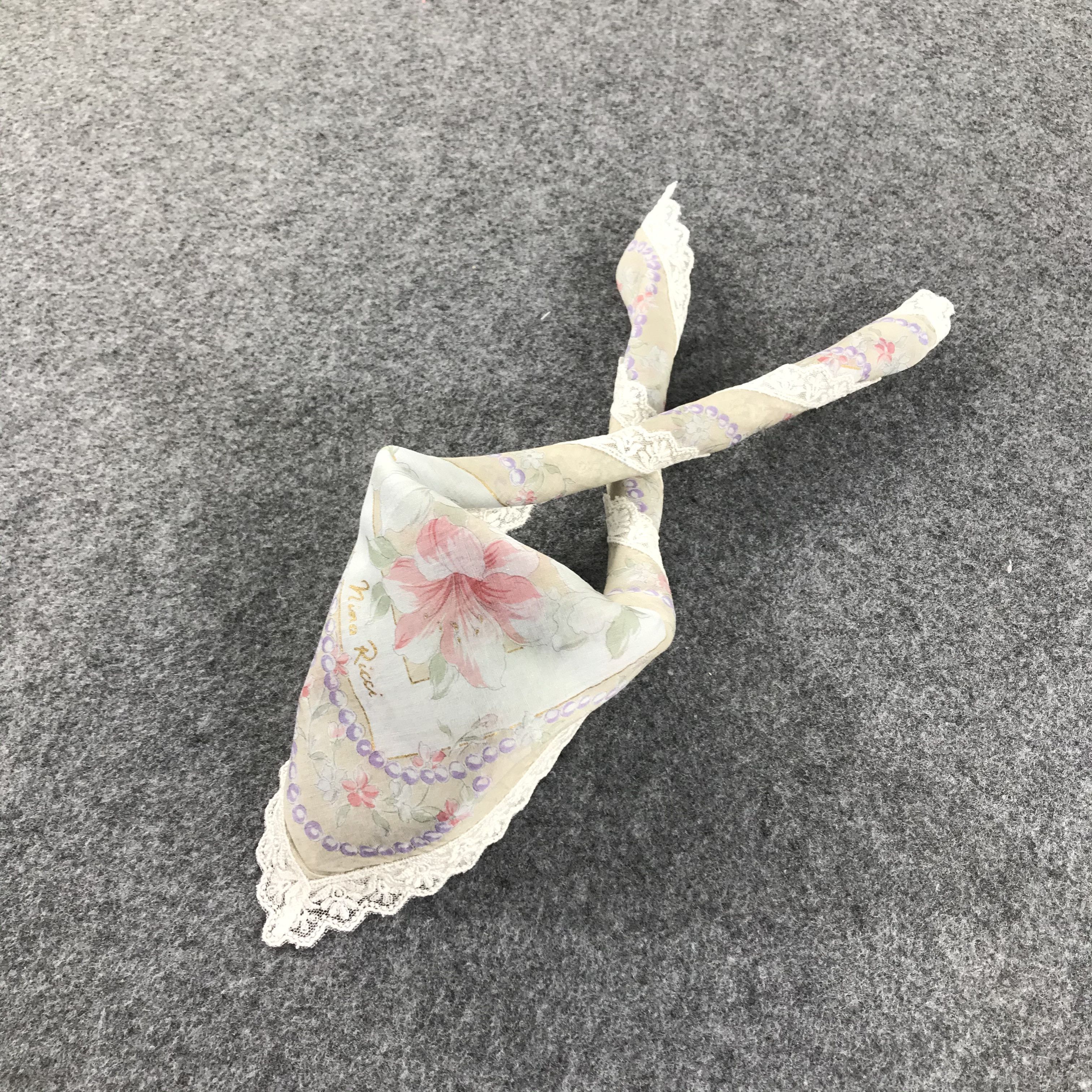 Nina Ricci Nina Ricci Handkerchief Neckerchief Bandana H187 Size ONE SIZE - 2 Thumbnail
