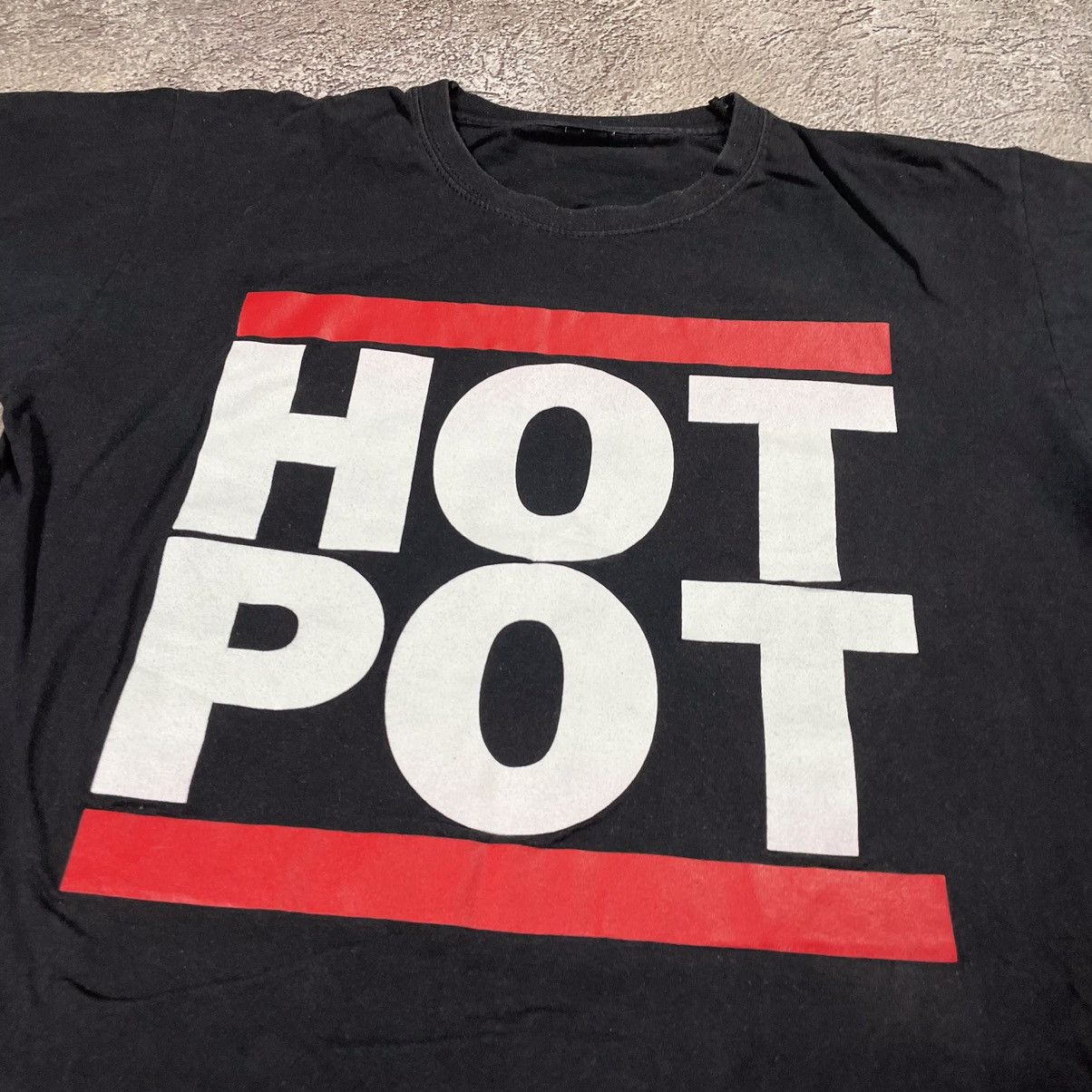 Vintage Vintage 90s Hot Pot Graphic Tee Streetwear Black Baggy XL Size US XL / EU 56 / 4 - 5 Thumbnail