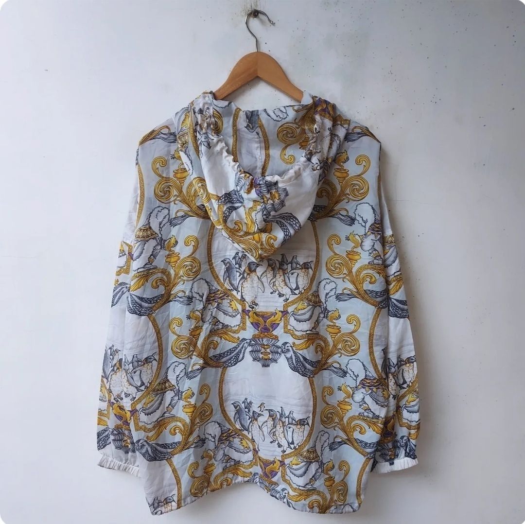 Designer × Salvatore Ferragamo × Vintage Vintage Salvatore Ferragamo Polyester Packable Jacket Size US L / EU 52-54 / 3 - 2 Thumbnail