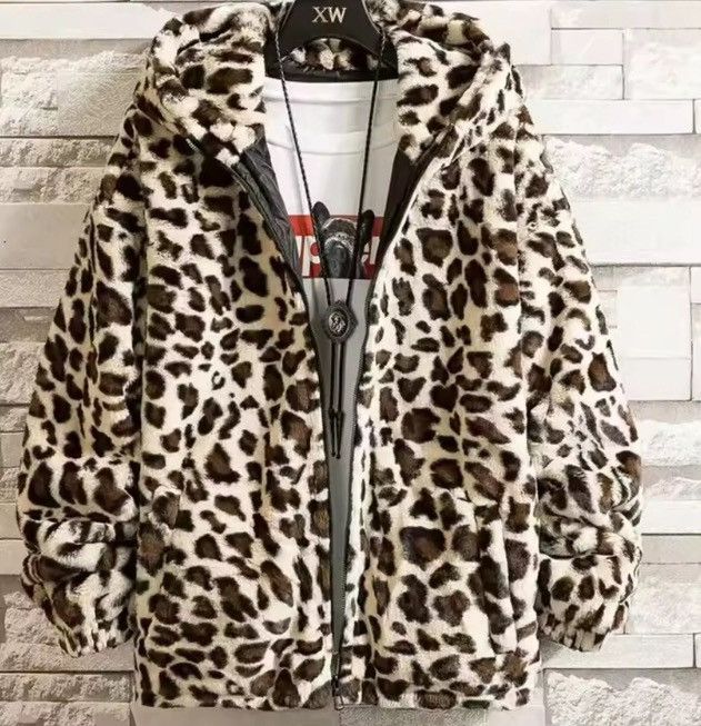 Japanese Brand Leopard Print Fleece Hoodie – Cozy, Trendy Size US XXL / EU 58 / 5 - 6 Thumbnail