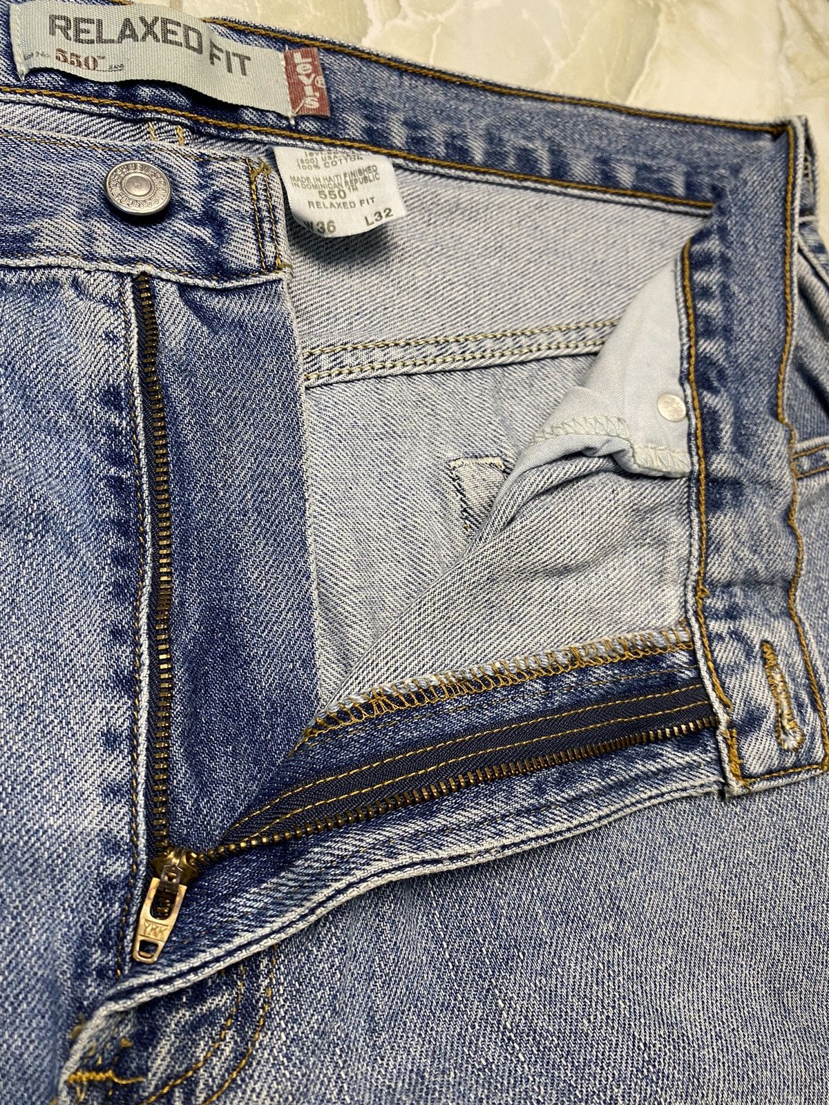 Levi's × Vintage Levi’s 550 Size 36" / US 14 / IT 50 - 6 Thumbnail