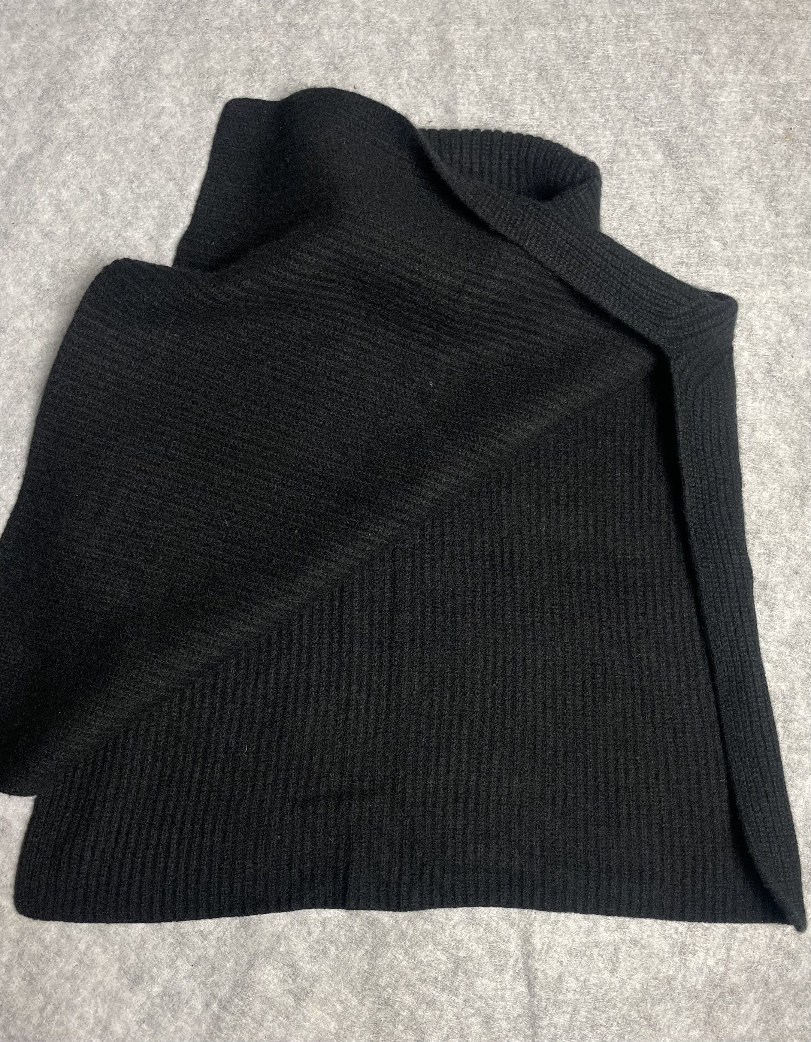 Cos COS Open-Side Cashmere Vest Black Size ONE SIZE - 8 Thumbnail