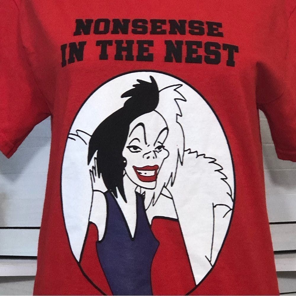 Gildan Disney Cruella Devile “Non Sense in the Nest” red t-shirt S Size S / US 4 / IT 40 - 3 Thumbnail