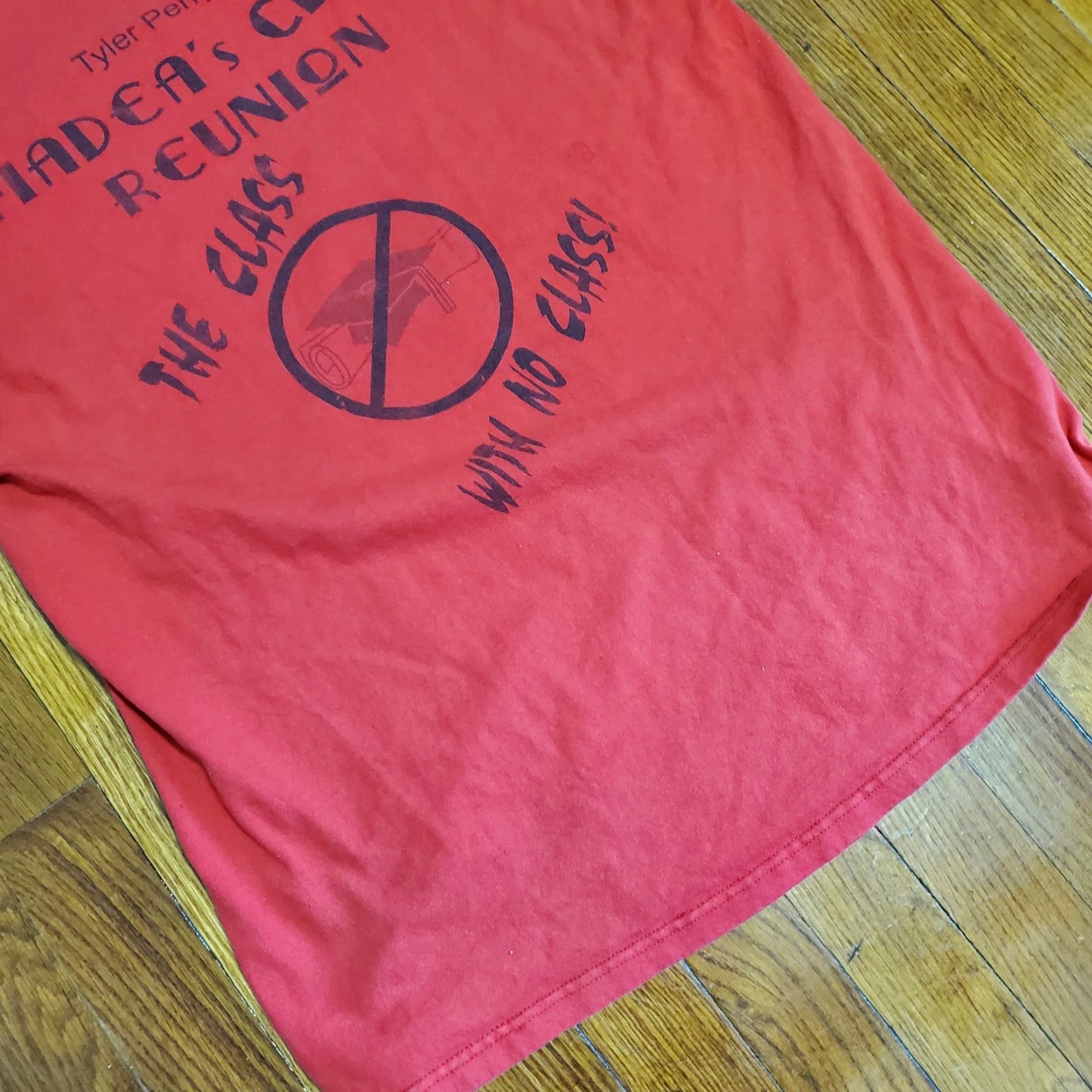 Vintage VINTAGE Reunion Tyler Perry's Madea's Class Reunion T-Shirt Mens L Red Movie Promo Size US L / EU 52-54 / 3 - 7 Thumbnail