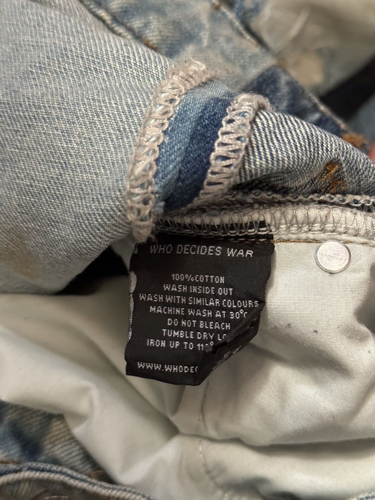 Ev Bravado Who Decides War Coliseum Fusion Stained Glass Denim Size US 30 / EU 46 - 5 Thumbnail