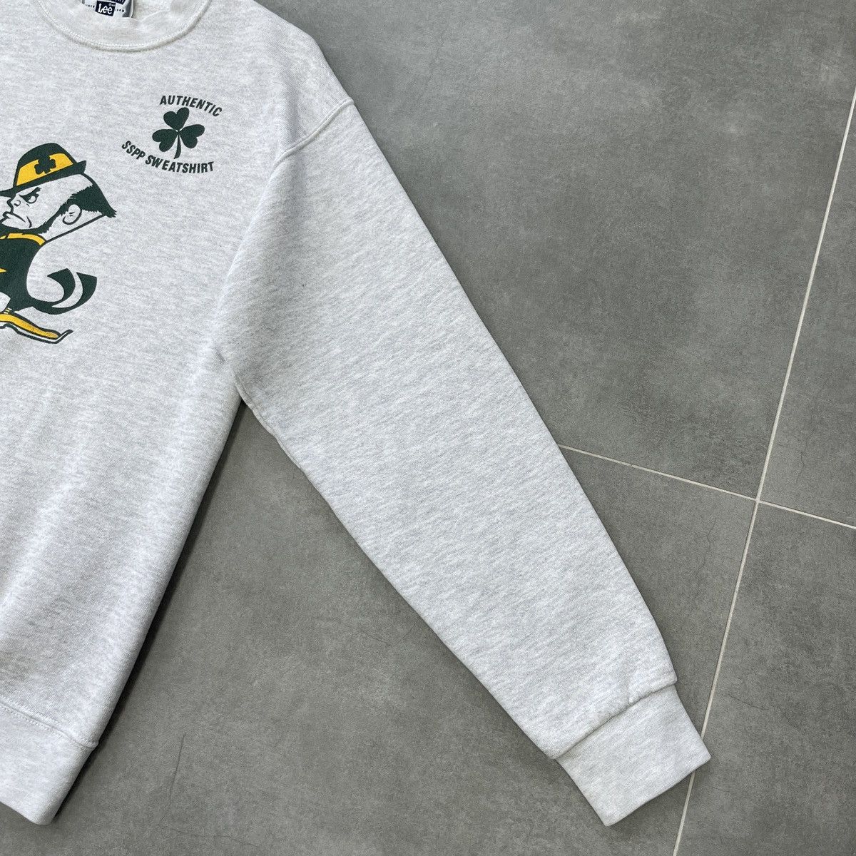 Lee × Vintage Vintage Lee Class Of 2002 Sweatshirt Size S Size US S / EU 44-46 / 1 - 8 Thumbnail