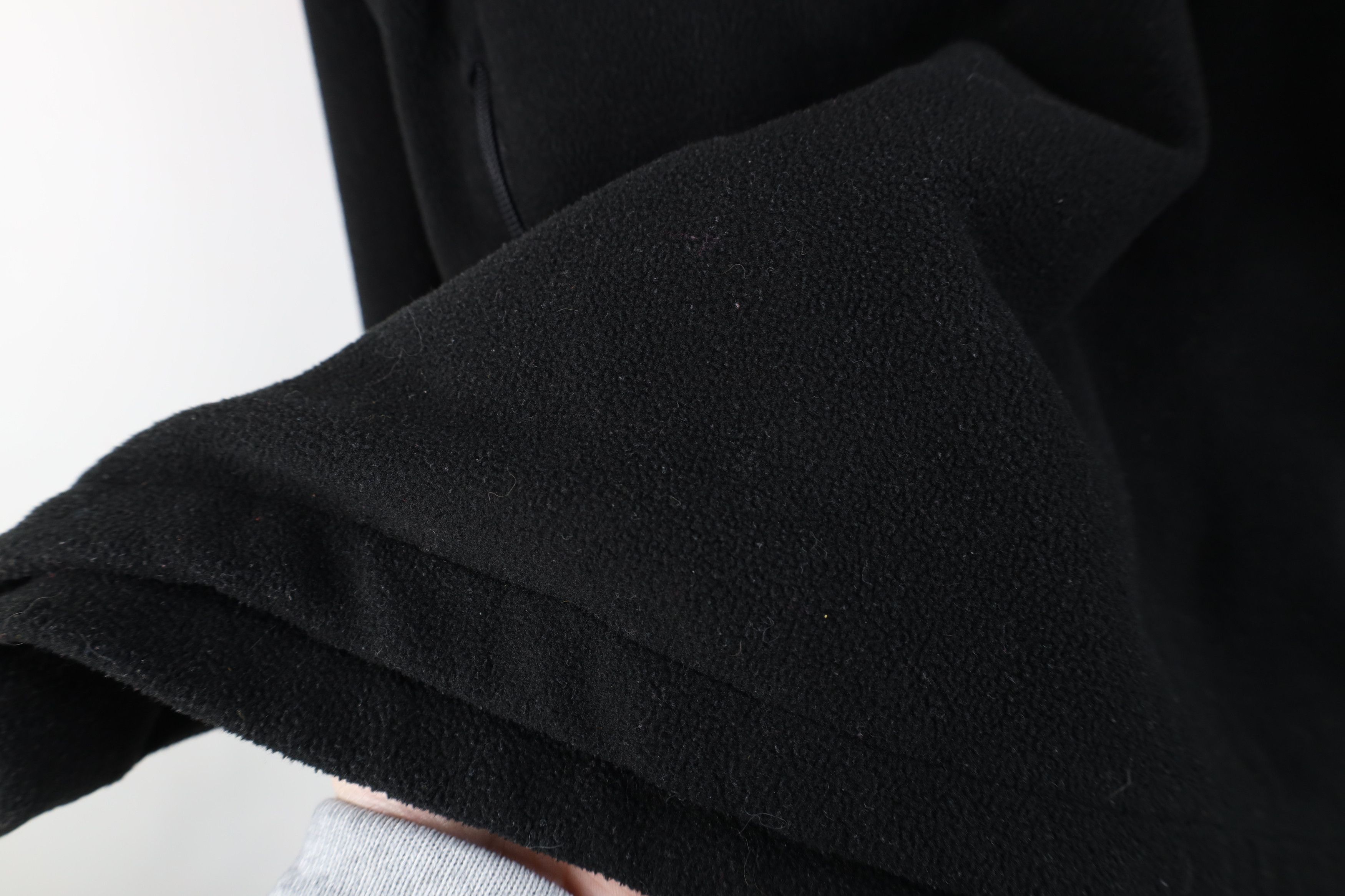 Champion Vintage 90s Champion Half Zip Fleece Pullover Sweater Black Size US L / EU 52-54 / 3 - 11 Thumbnail