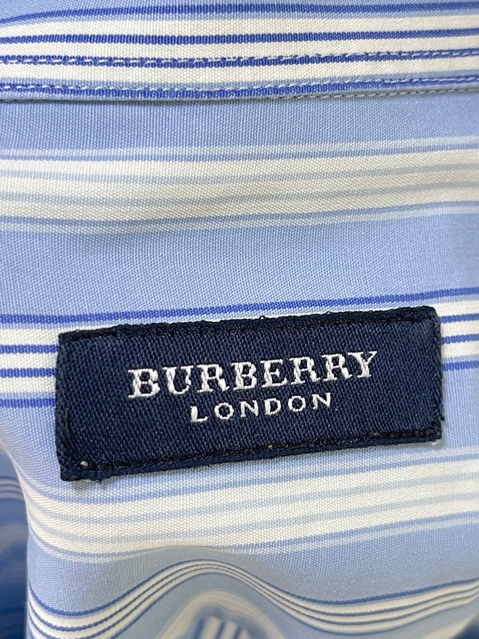 Burberry 🔥 vintage Striped shirt Burberry london size M Size US M / EU 48-50 / 2 - 5 Thumbnail