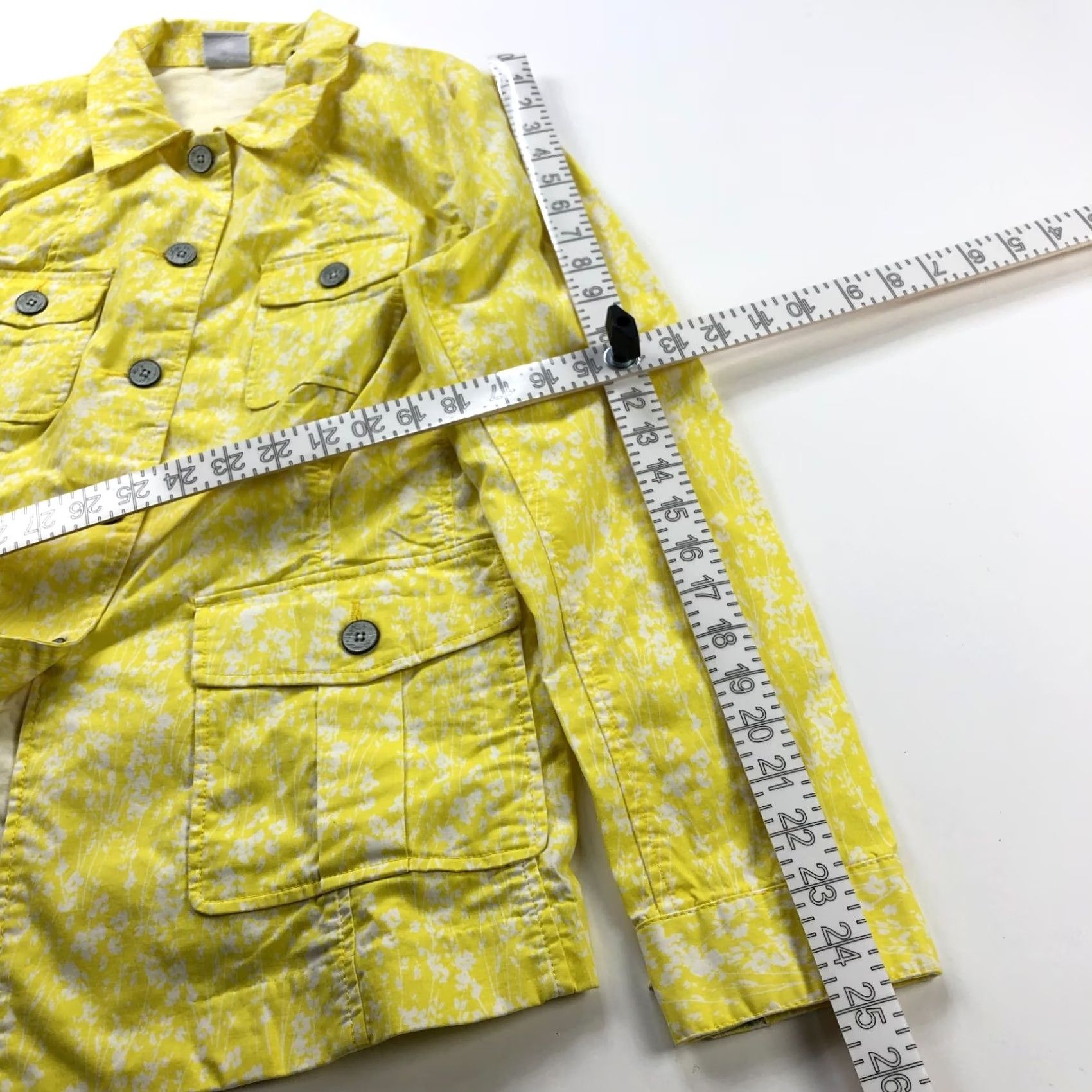 Vintage Cabi Blazer Shirt Womens Floral Button Jacket 5160 Yellow M Medium Spring Field Of Daisies Womens Button Blazer Jacket 5160 Yellow MINT Size M / US 6-8 / IT 42-44 - 4 Thumbnail