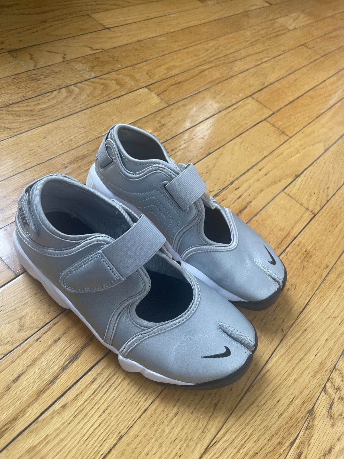 Nike Silver Nike Air Rift - Sold out in US Size US 7 / IT 37 - 1 Preview