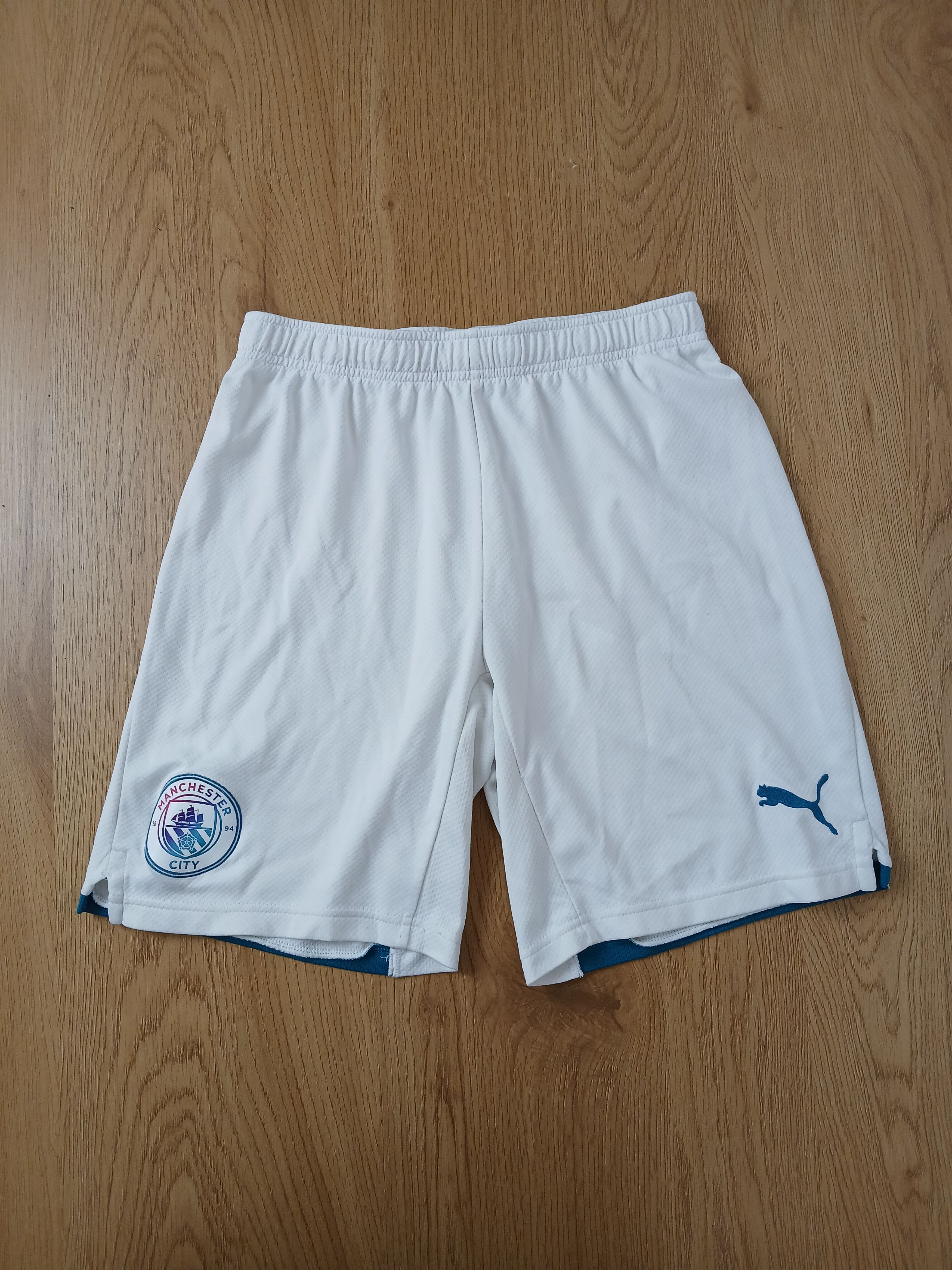 Puma Manchester City Football Shorts Size US 29 - 1 Thumbnail