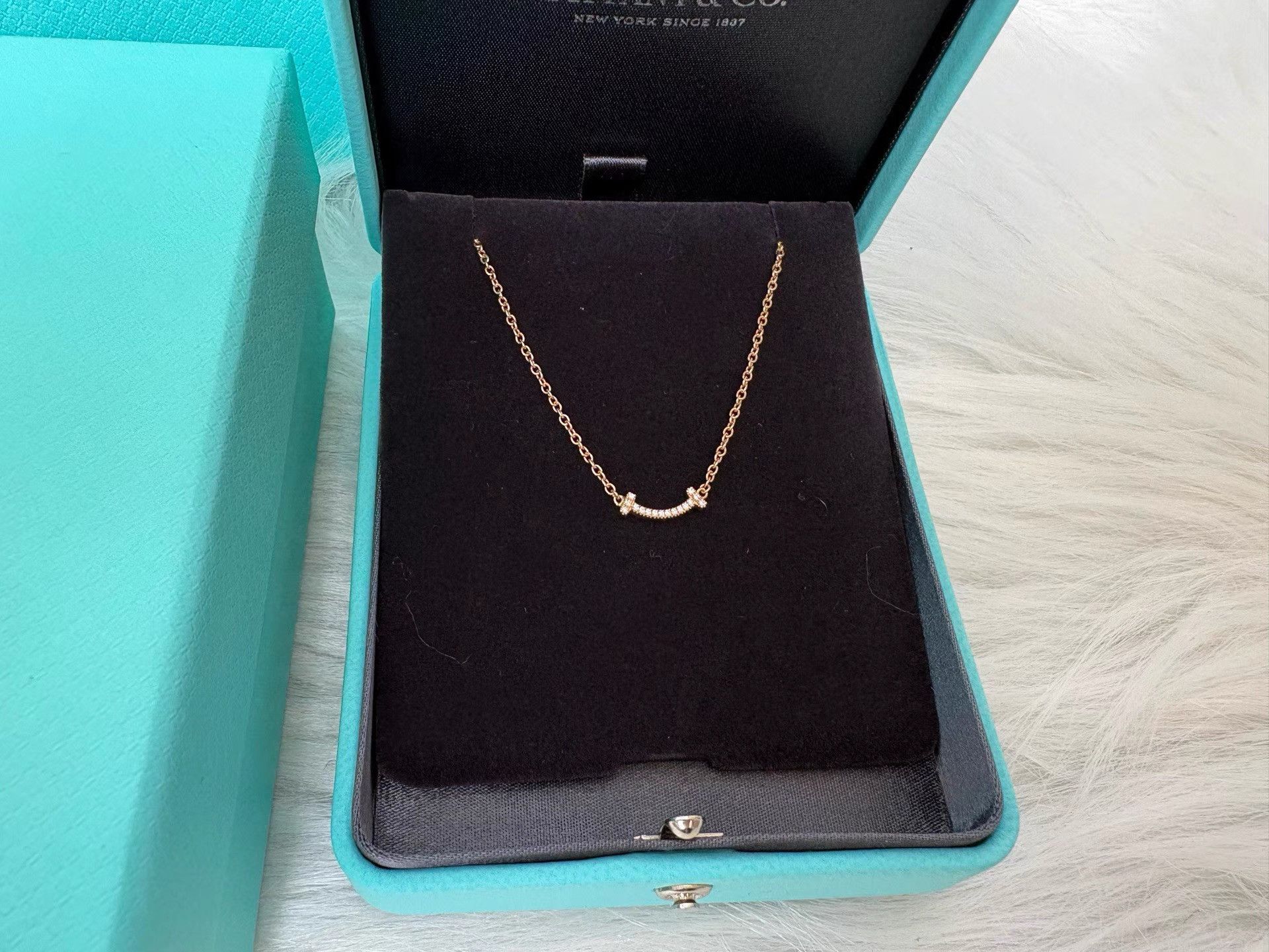 Tiffany & Co. Tiffany & Co. T Series Diamond Smile Gold Necklace K36 Size ONE SIZE - 2 Thumbnail