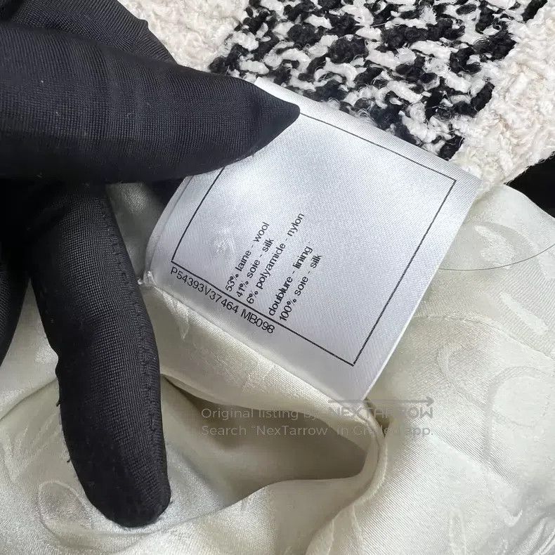 Chanel Chanel Tweed black and white colour-block long-sleeved jac Size XS / US 0-2 / IT 36-38 - 6 Thumbnail
