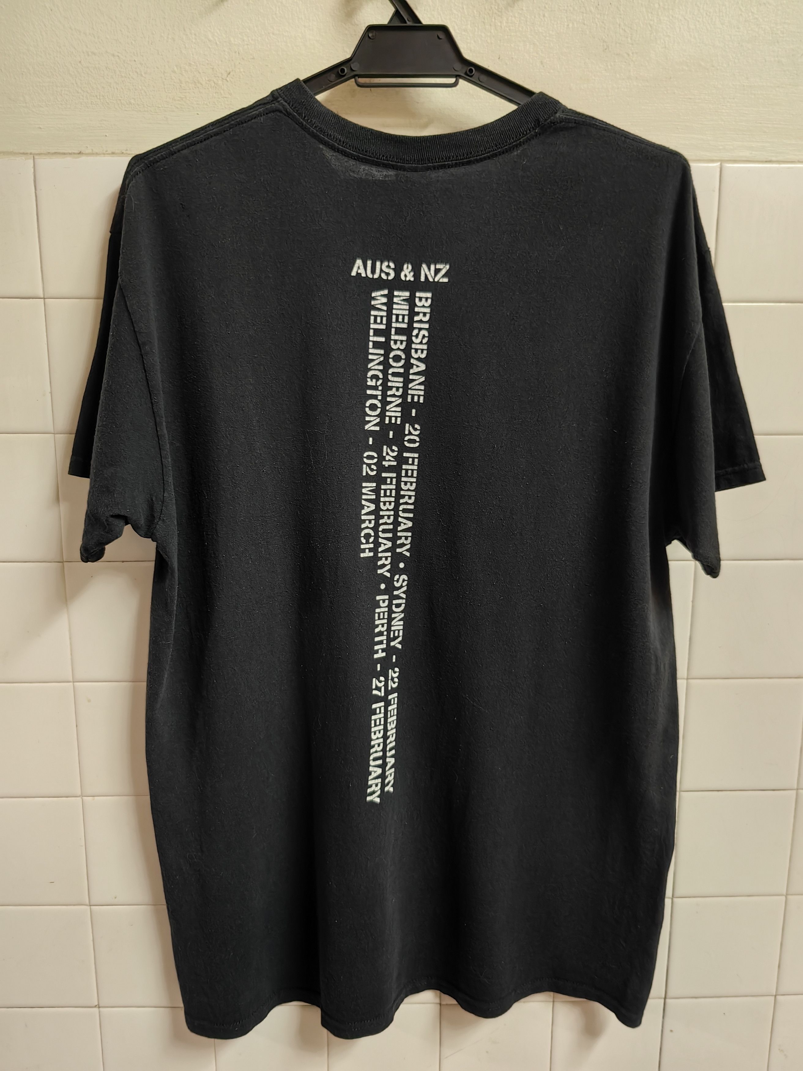 Gildan Eminem Rapture Tour 2019 Aus-New Zealand Size US L / EU 52-54 / 3 - 2 Thumbnail