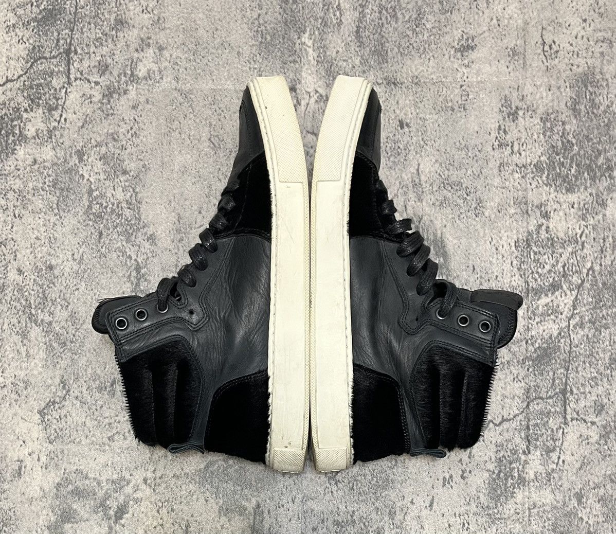 Saint Laurent Paris Saint Laurent Fur High Top Sneakers Black Size US 7 / EU 40 - 3 Thumbnail