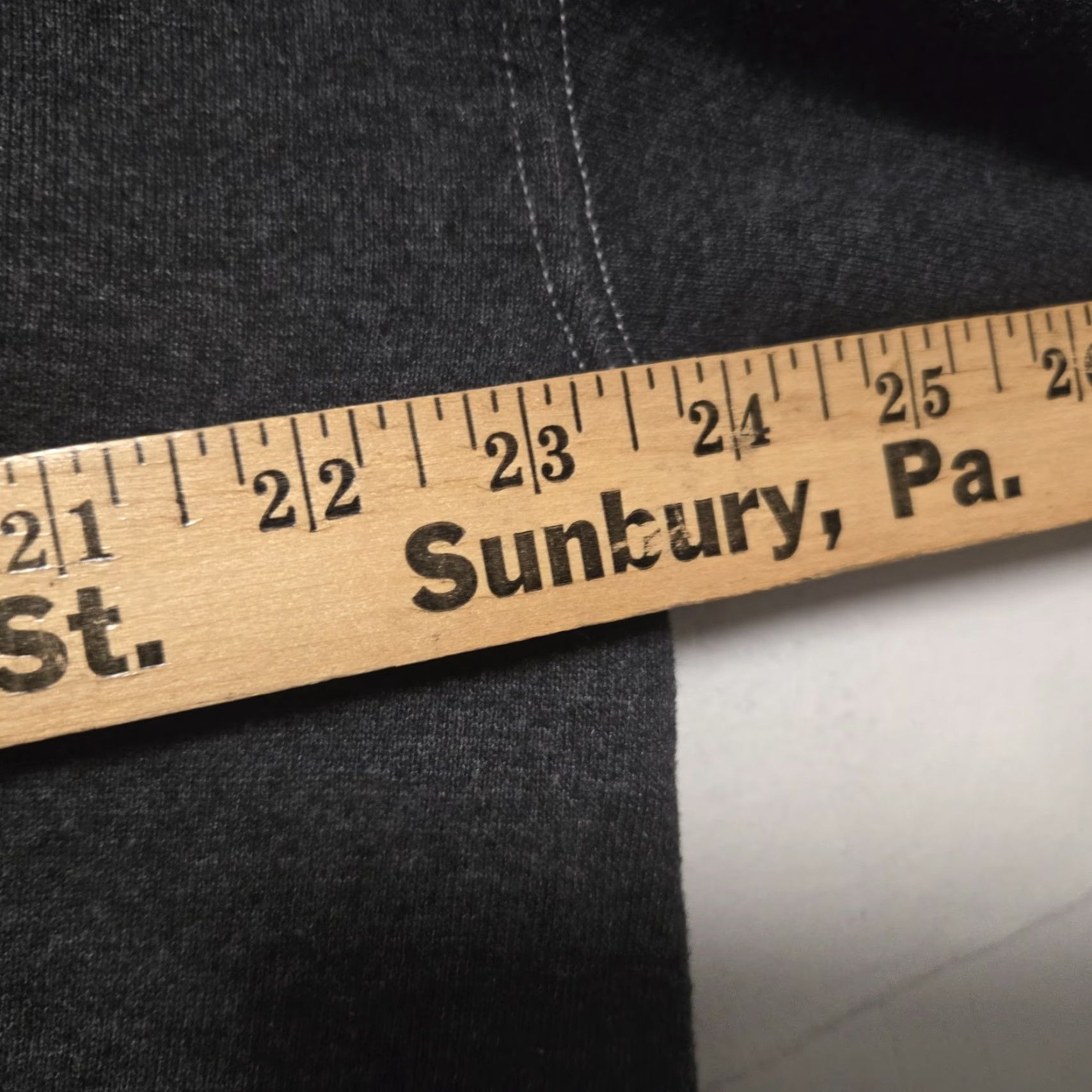 Vintage VINTAGE Cincinnati Sweatshirt Embroidered Golfer Mens XL Gray Pullover Sweatshirt Embroidered Cincinnati Gray Mens XL Vintage Size US XL / EU 56 / 4 - 5 Thumbnail