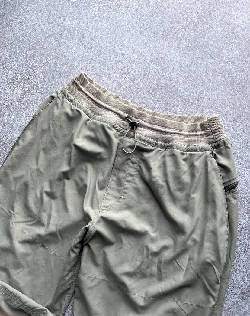 Nike × Vintage Vintage Nike Swoosh Baggy Trackpants Y2K XL Size US 34 / EU 50 - 2 Thumbnail
