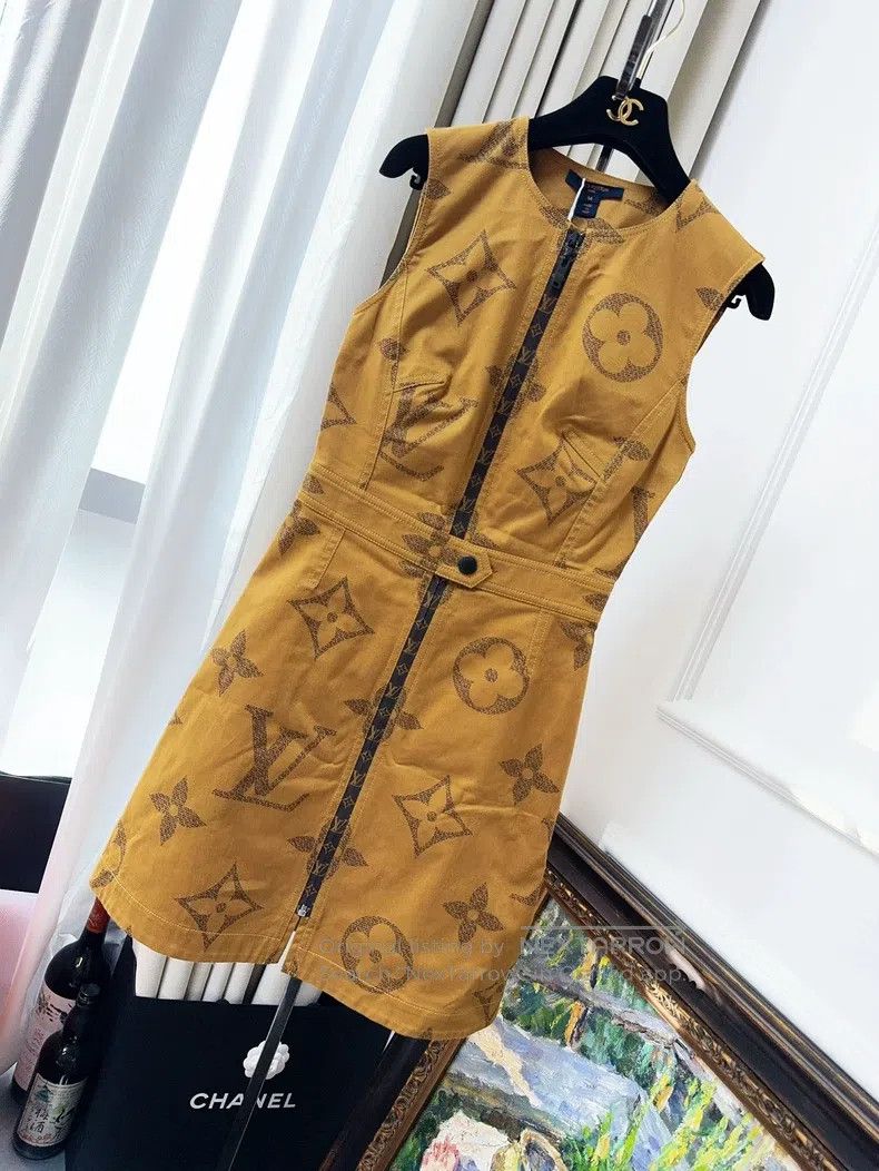 Louis Vuitton Louis Vuitton Sleeveless dress with full logo in brown pri Size XXS / US 00 / IT 34 - 1 Thumbnail