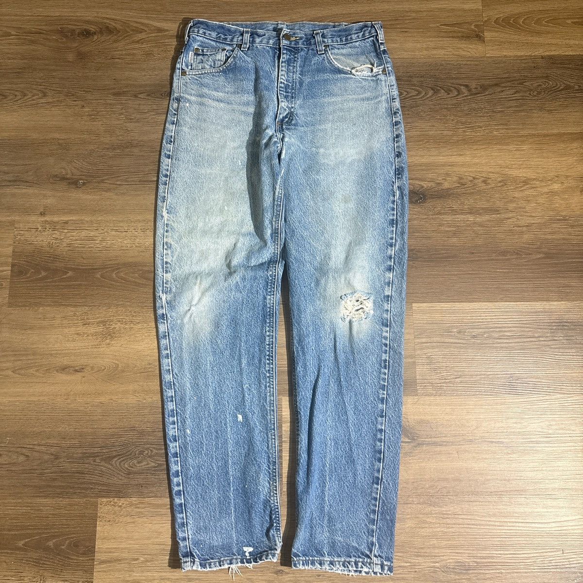 Carhartt Vintage Carhartt Light Wash Distressed Jeans Size 34 Size US 34 / EU 50 - 1 Thumbnail