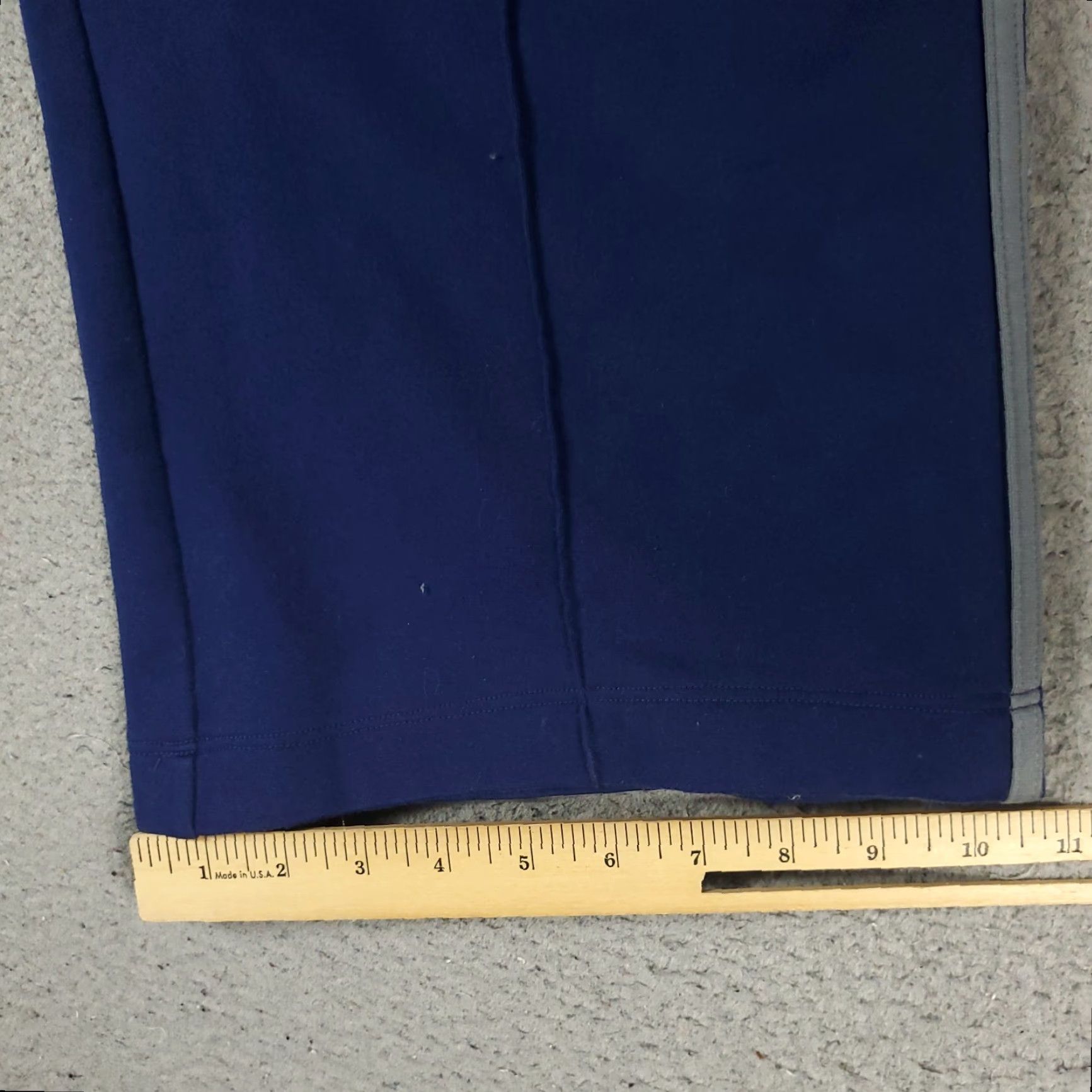 Adidas Adidas Pants 2XL Mens Blue Track Sweatpants Joggers Pants 42x25 Inseam 30 Regular Fit Straight Size US 39 - 7 Thumbnail