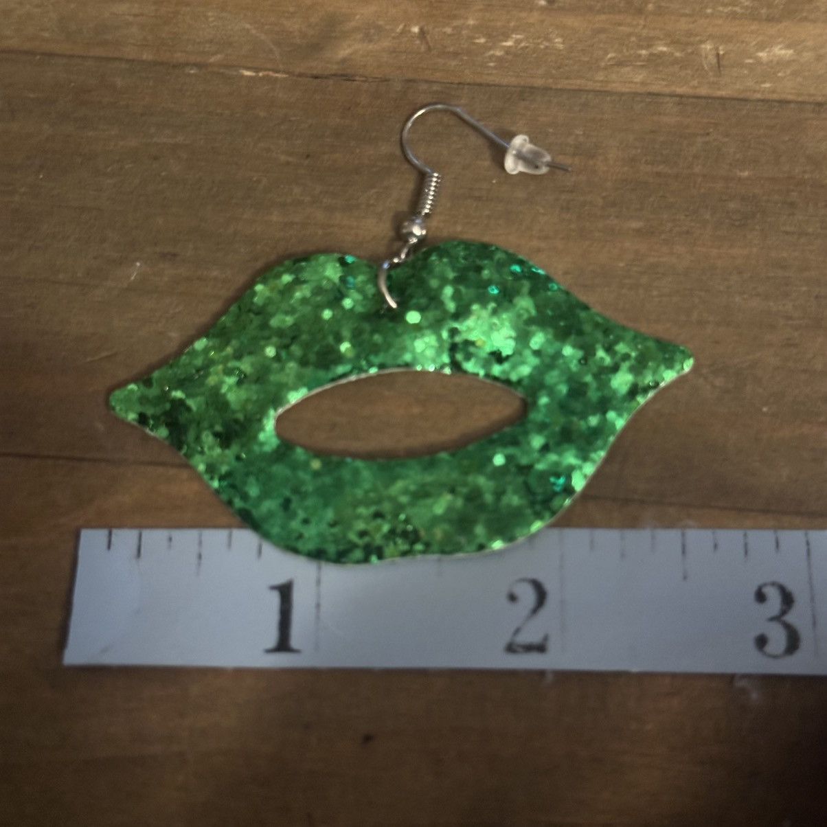 Other Fun green glitter lip dangle earrings Size ONE SIZE - 5 Thumbnail