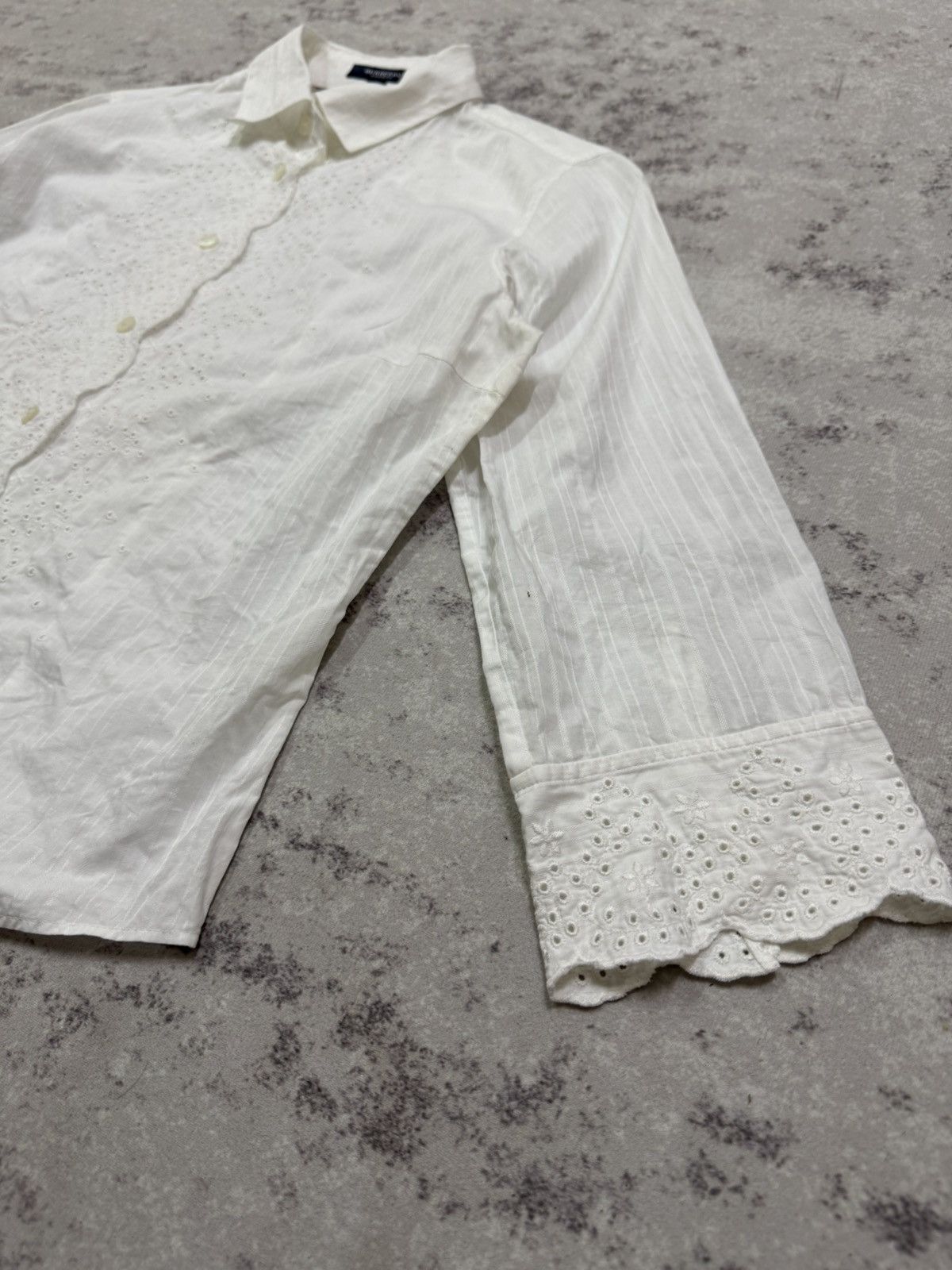 Burberry Burberry London White Broderie Anglaise Embroidered Shirt Size S / US 4 / IT 40 - 5 Thumbnail