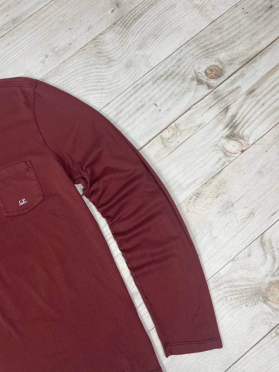 C.P. Company C.P. COMPANY LONG SLEEVE POCKET TEE LOGO SIZE M Size US M / EU 48-50 / 2 - 6 Thumbnail