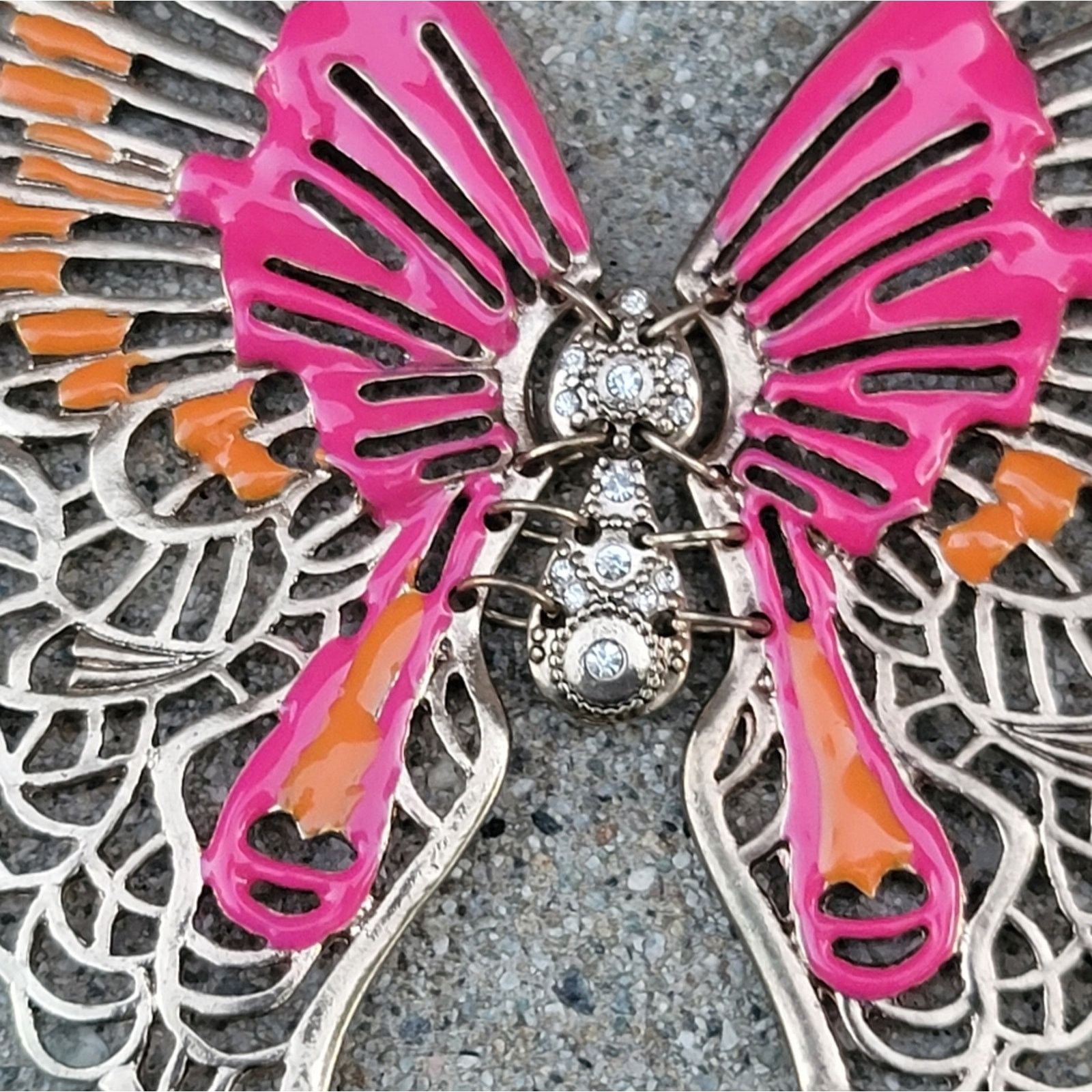 The Unbranded Brand Vtg Large Butterfly Pendant Necklace Size ONE SIZE - 3 Thumbnail