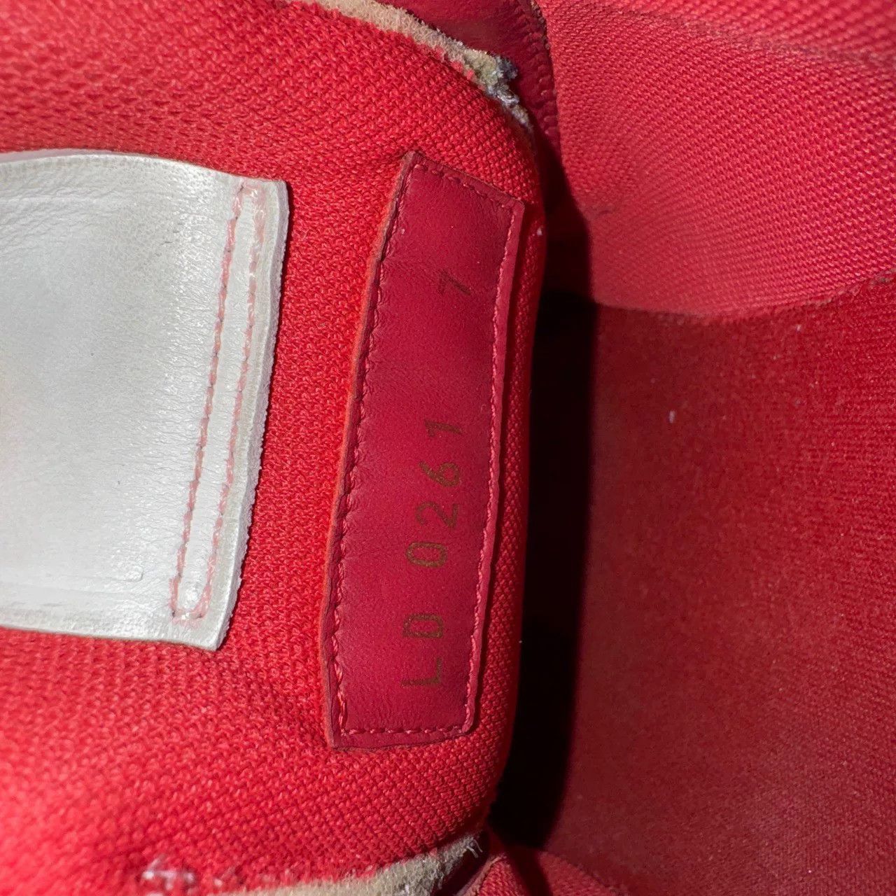 Louis Vuitton louis vuitton lv white red trainer shoes. Size US 7 / EU 40 - 5 Thumbnail