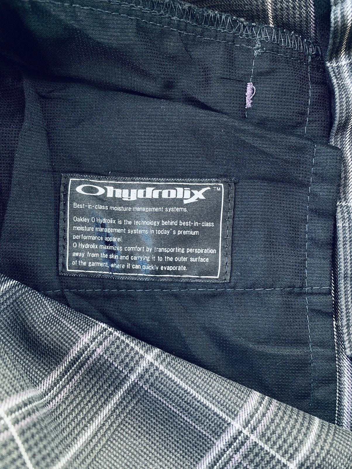 Oakley Vintage Oakley Plaid Cargo Pants Distressed Size 30" / US 8 / IT 44 - 9 Thumbnail