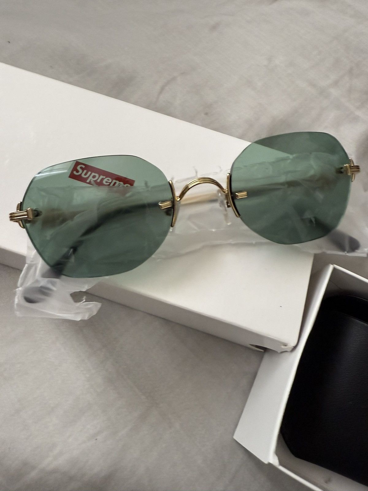 Supreme Ss19 river sunglasses brand new Size ONE SIZE - 4 Thumbnail