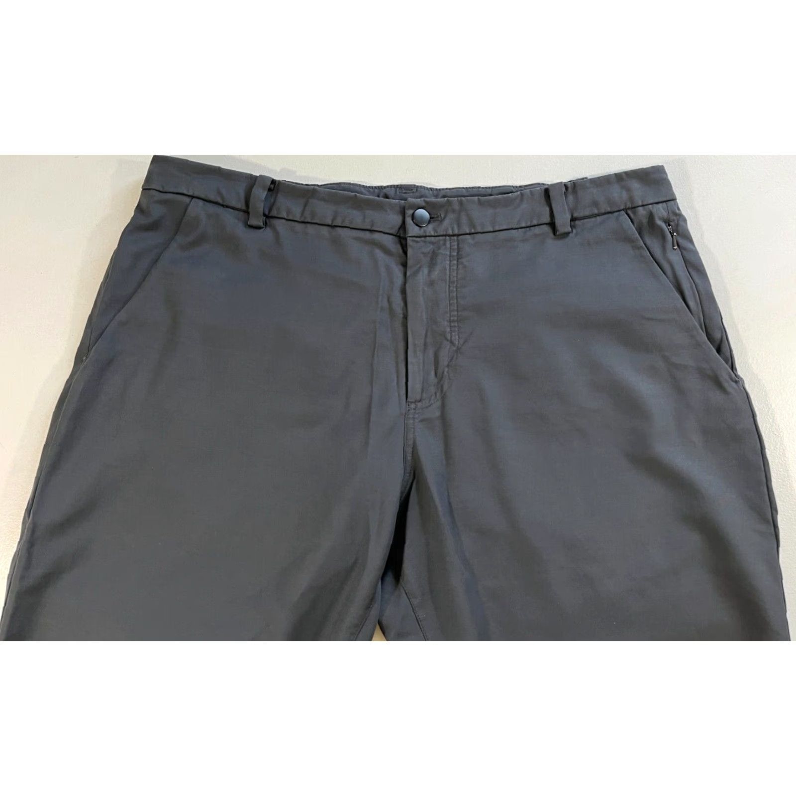 Lululemon Lululemon Men's Commission Pants Gray 36x32.5 Regular Chino City Preppy Flat Front Belt Loops Pockets Stretch Size US 36 / EU 52 - 5 Thumbnail