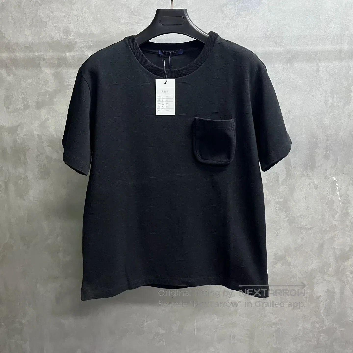 Louis Vuitton Louis Vuitton Dark patterned, 3D pocketed short-sleeved T- Size US L / EU 52-54 / 3 - 1 Thumbnail