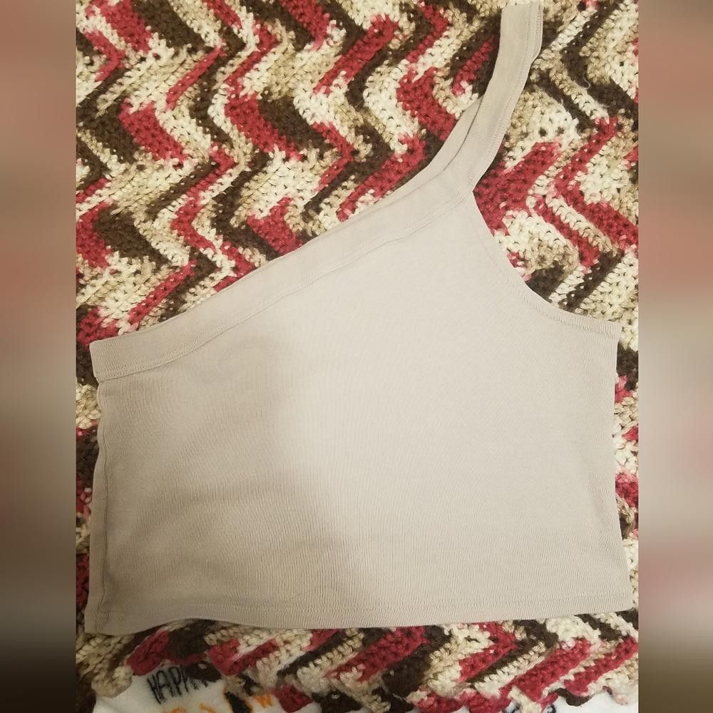 Designer Brandy Melville Off the Shoulder Crop Top Size ONE SIZE - 1 Thumbnail