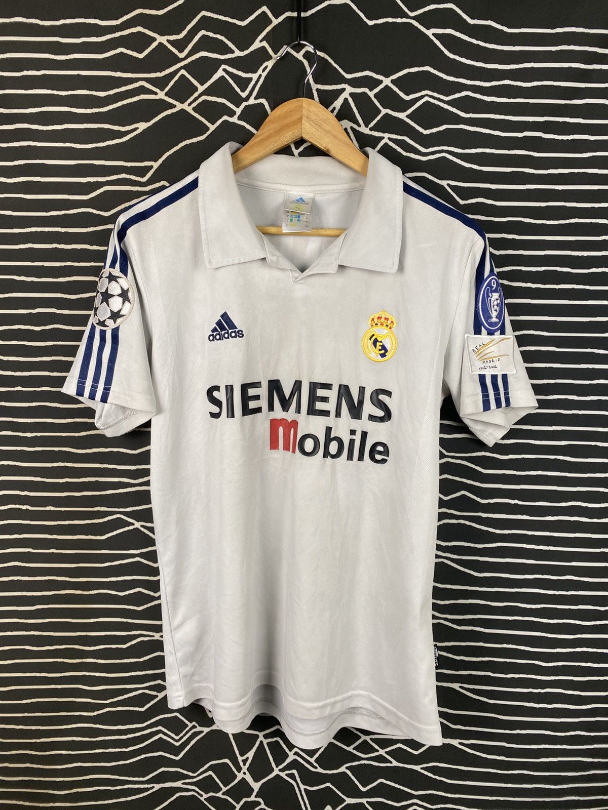 Adidas Vintage 2002/03 Real Madrid Centenary Home Jersey - Raul #7 Size US M / EU 48-50 / 2 - 1 Thumbnail