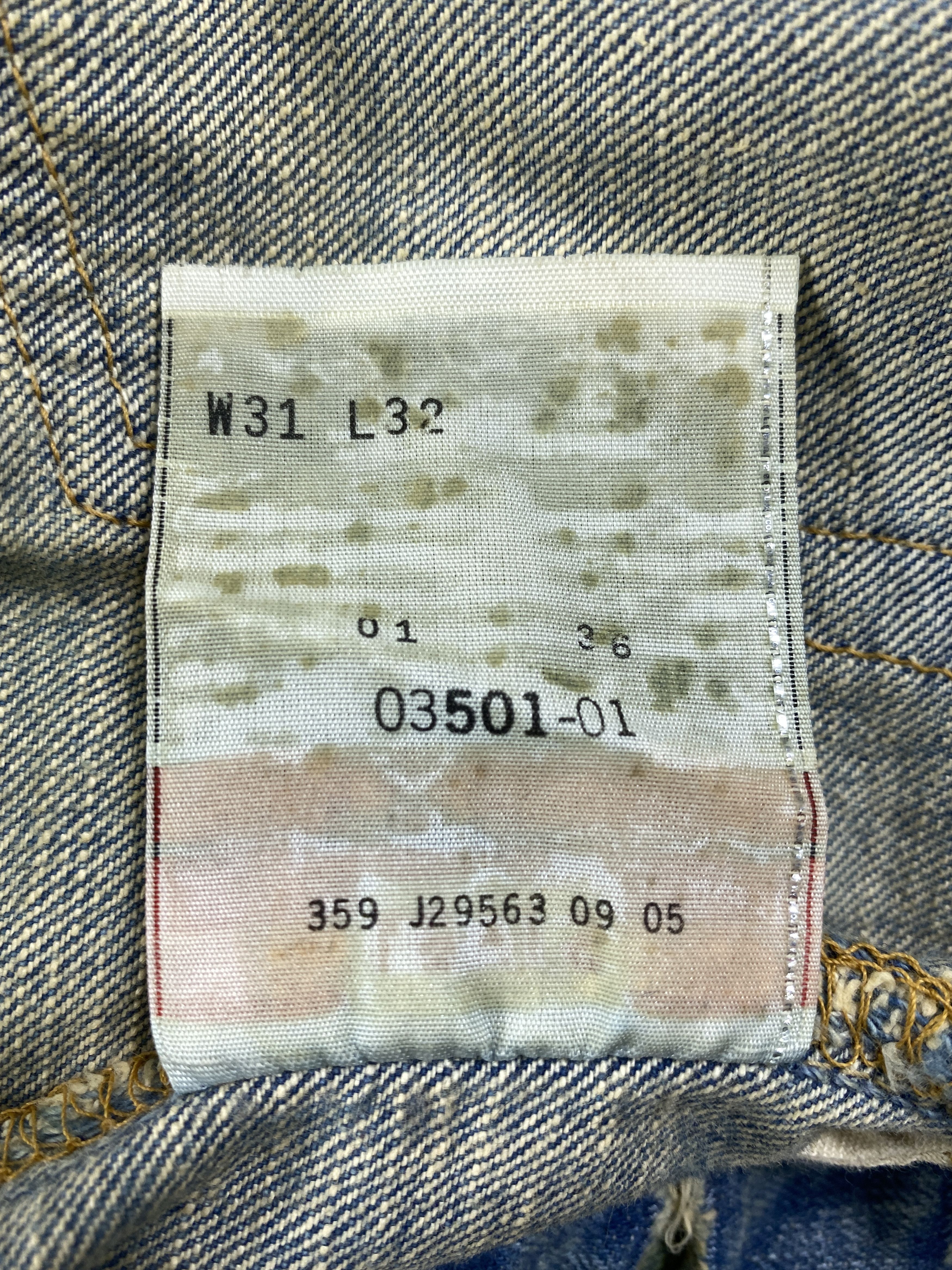 Japanese Brand Dirty Blue Wash Vintage Levi's 501 Jeans 31x33 Denim -JN1513 Size US 31 - 9 Thumbnail